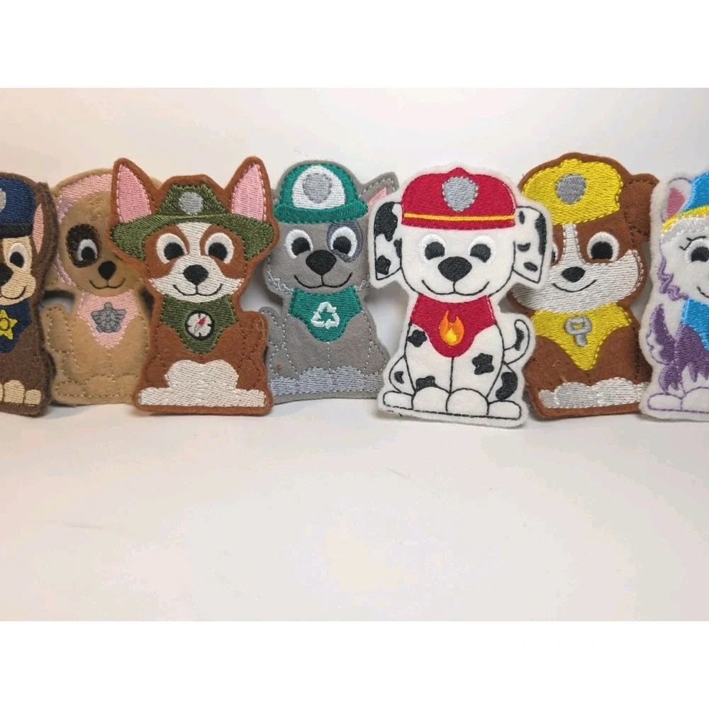 Paw Patrol Nickelodeon Felt Finger Puppets Hand Crafted With Carry Case Lot Of 9